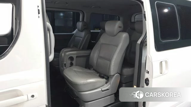 Hyundai The New Grand Starex id 4988075 из Кореи 18