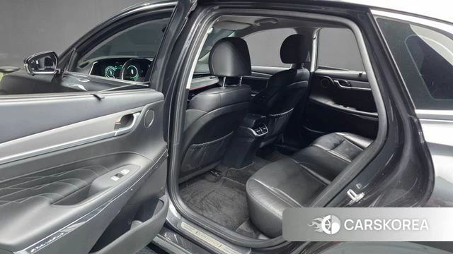 Hyundai The New Grandeur IG Hybrid id 5028763 из Кореи 18