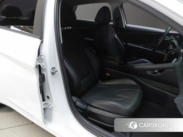 Hyundai Avante (CN7) id 4661342 из Кореи 19