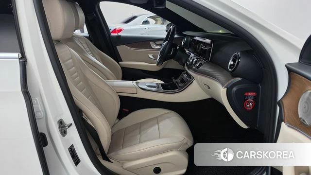 Mercedes-Benz E-Class W213 id 4997554 из Кореи 18