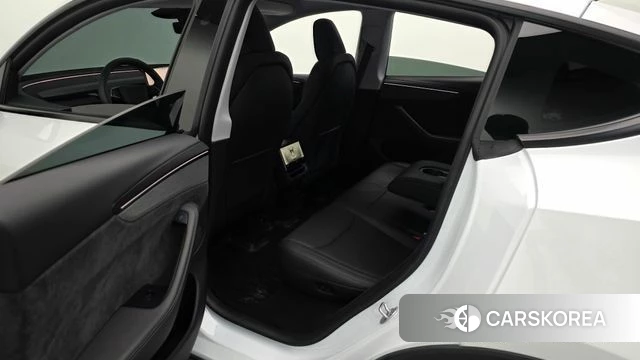 Tesla Model Y id 5032806 из Кореи 18