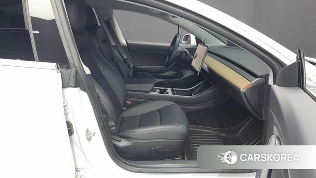 Tesla Model 3 id 4703058 из Кореи 18