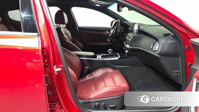 Kia Stinger id 4953265 из Кореи 18