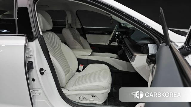 Hyundai Grandeur Hybrid (GN7) id 5001751 из Кореи 18
