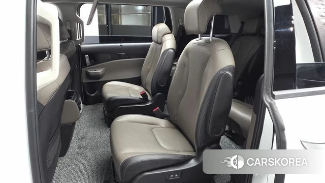 Kia The New Carnival 4th Generation id 4934737 из Кореи 18