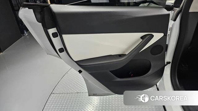 Tesla Model Y id 4641061 из Кореи 18