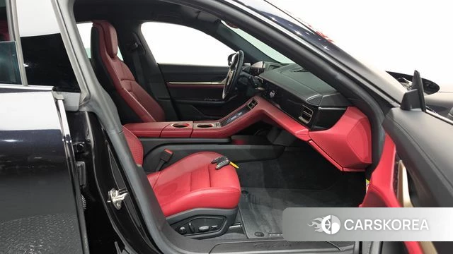 Porsche Taycan id 5027689 из Кореи 18