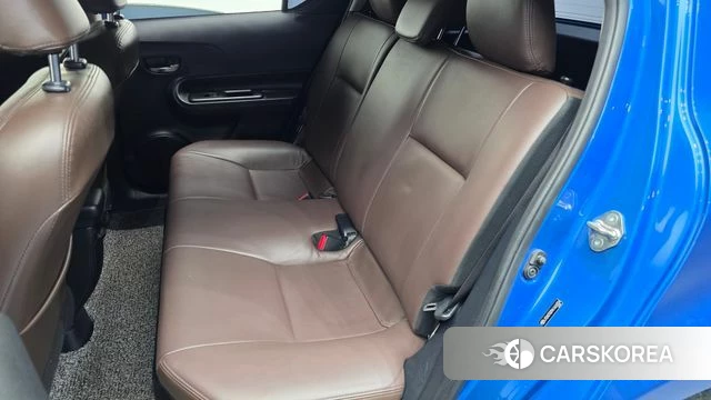 Toyota Prius C id 5013902 из Кореи 18