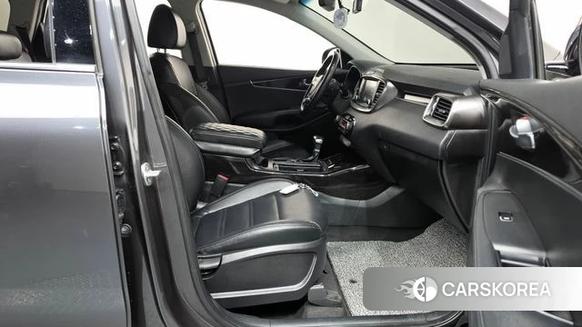 Kia The New Sorento id 5018828 из Кореи 18