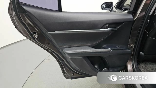 Toyota Camry (XV70) id 4918922 из Кореи 18