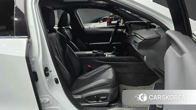 Lexus UX250h id 5013331 из Кореи 18