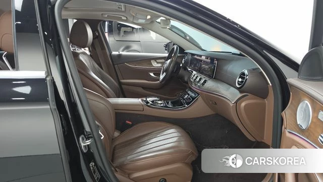 Mercedes-Benz E-Class W213 id 4943540 из Кореи 18