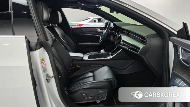 Audi A7 (4K) id 4992681 из Кореи 18