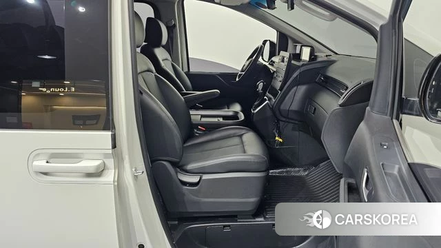 Hyundai Staria id 4593173 из Кореи 18