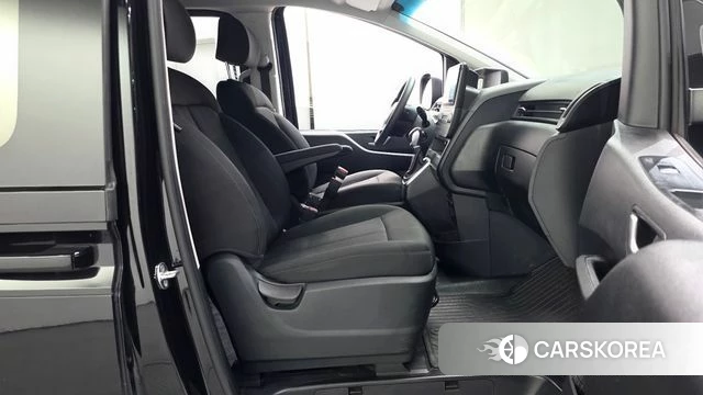 Hyundai Staria id 5017740 из Кореи 18
