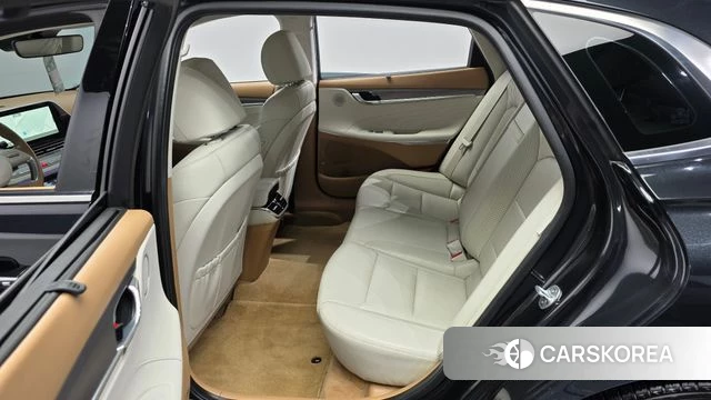 Hyundai The New Grandeur IG Hybrid id 5013387 из Кореи 18