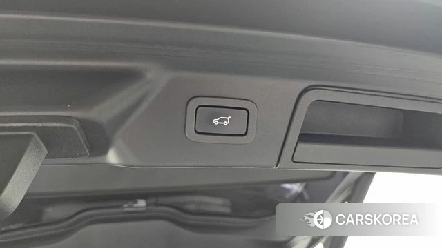 Land Rover Range Rover Velar id 4998695 из Кореи 18