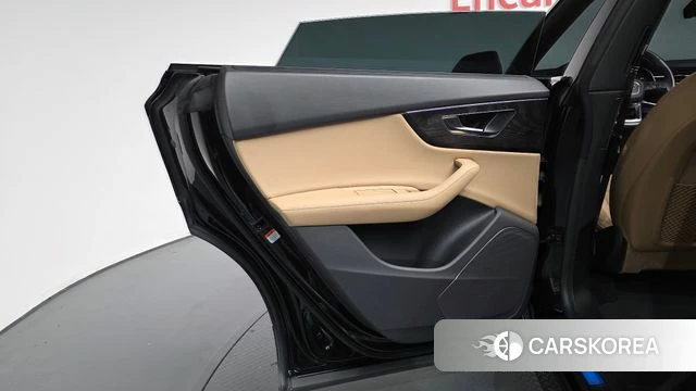 Audi Q8 (4M) id 5033290 из Кореи 18
