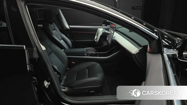 Tesla Model 3 id 4775821 из Кореи 18