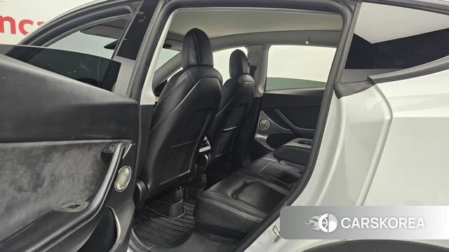 Tesla Model Y id 4754557 из Кореи 18
