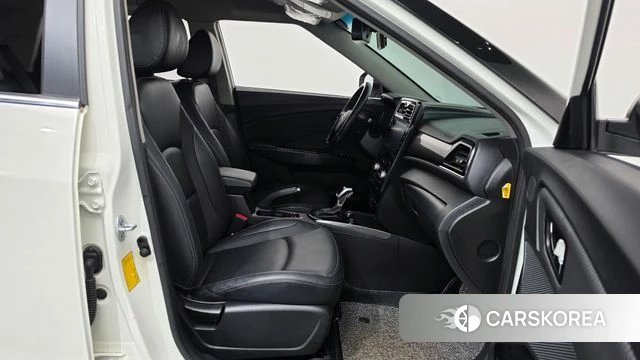 Ssangyong Tivoli Air id 5023200 из Кореи 18