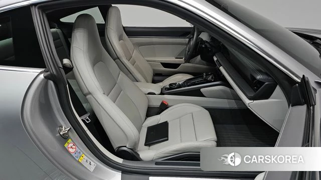 Porsche 911(992) id 4958579 из Кореи 18