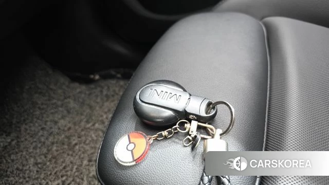 Mini Cooper id 4983245 из Кореи 18