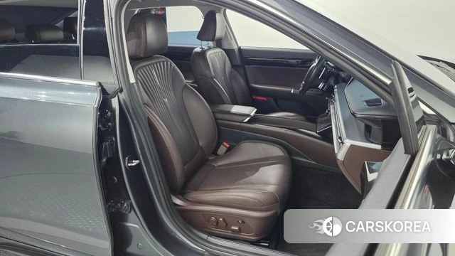 Hyundai Grandeur (GN7) id 4996382 из Кореи 18