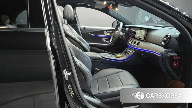 Mercedes-Benz E-Class W213 id 4996832 из Кореи 18