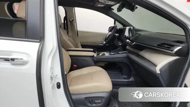 Toyota Sienna 4th Generation id 5039146 из Кореи 18