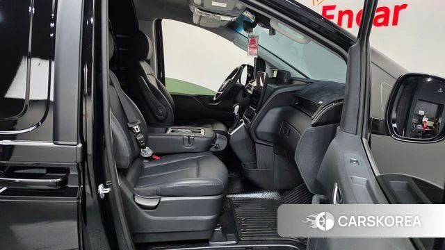 Hyundai Staria id 5026598 из Кореи 18