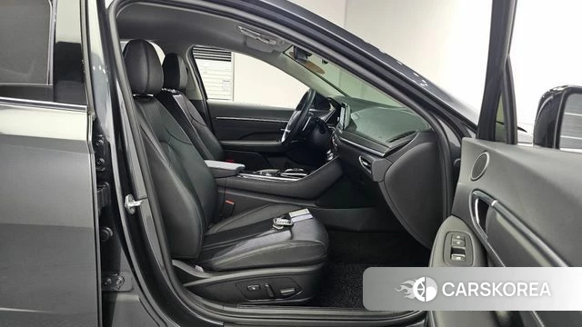 Hyundai Sonata (DN8) id 4580217 из Кореи 18