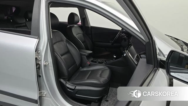Kia Niro id 4988564 из Кореи 18