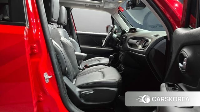 Jeep Renegade id 4951018 из Кореи 18