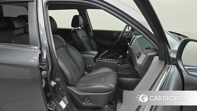Ssangyong Rexton Sports id 5004633 из Кореи 18