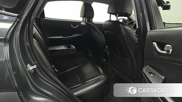 Hyundai The New Kona id 5047354 из Кореи 18