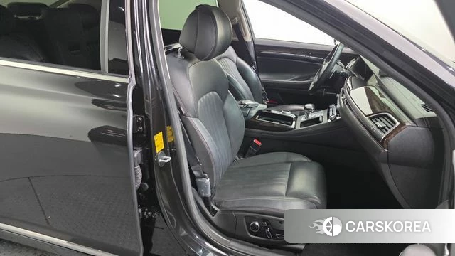 Genesis G90 id 4960153 из Кореи 18