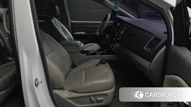 Kia The New Carnival id 4993527 из Кореи 18