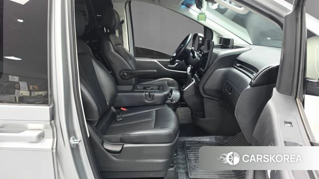 Hyundai Staria id 4958575 из Кореи 18