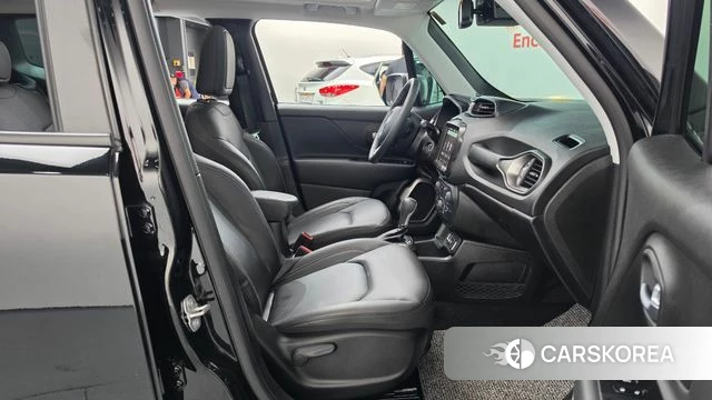 Jeep Renegade id 4975951 из Кореи 18