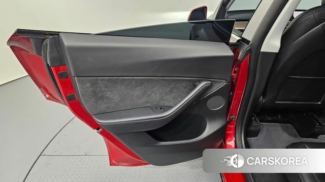 Tesla Model Y id 5034598 из Кореи 18