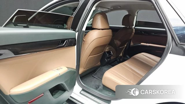 Hyundai Grandeur (GN7) id 5016861 из Кореи 18