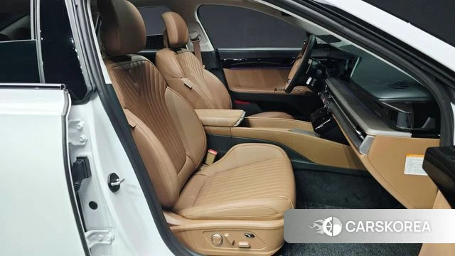 Hyundai Grandeur Hybrid (GN7) id 5045575 из Кореи 18