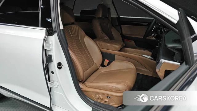 Hyundai Grandeur Hybrid (GN7) id 4996172 из Кореи 18