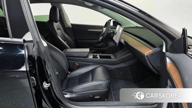 Tesla Model 3 id 4763937 из Кореи 18