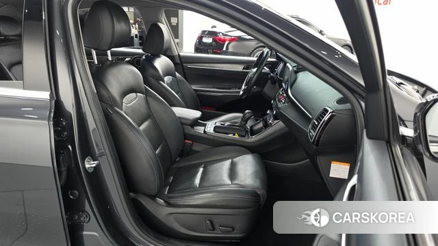 Hyundai Grandeur IG Hybrid id 5004583 из Кореи 18