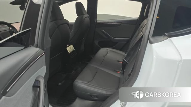 Tesla Model Y id 4940796 из Кореи 18