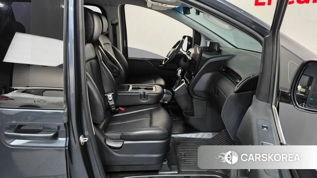 Hyundai Staria id 4986115 из Кореи 18