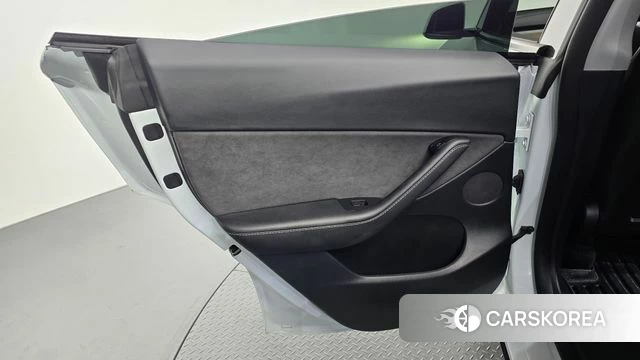 Tesla Model Y id 4942256 из Кореи 18