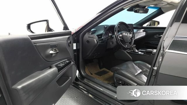 Lexus ES300h 7th generation id 4929388 из Кореи 18